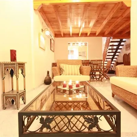 Friendly Nobel Гранада